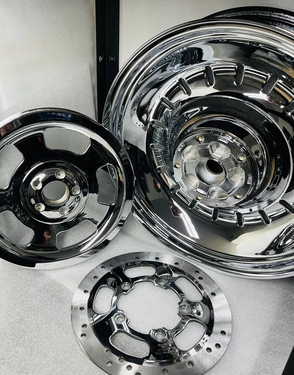 Rims for V-ROD Vrsca 2005 in Chrome 18 rear 19 front - Image 11